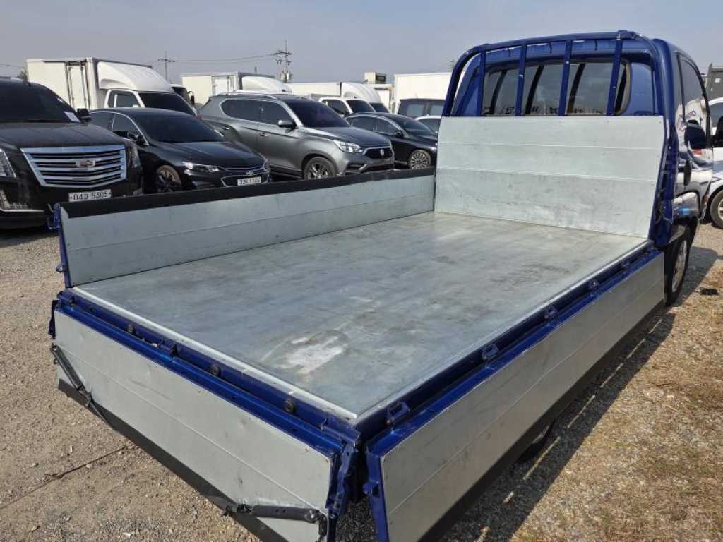 Small Truck Cargo (small) - Vista 6
