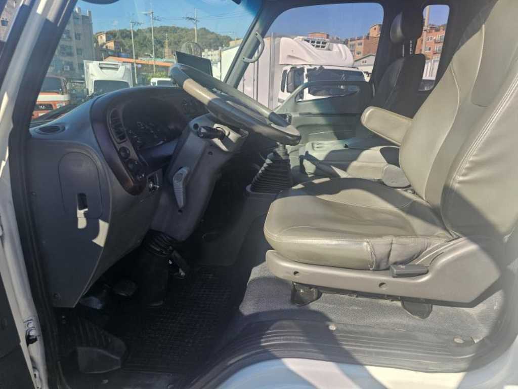 medium and large cargo Cargo - Vista 9