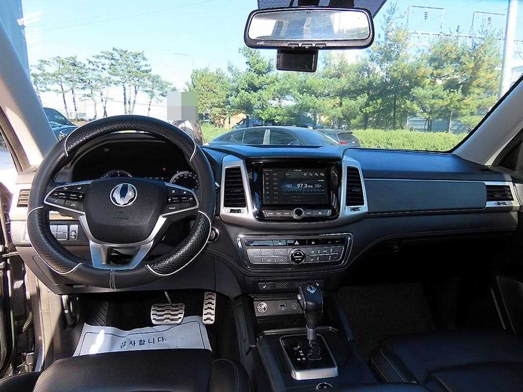Ssangyong Rexton - Vista 7