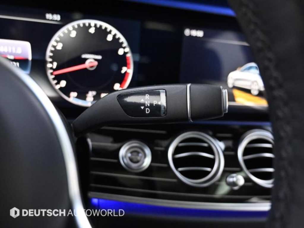 Mercedes Benz E class - Vista 9