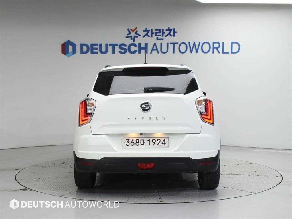 Ssangyong Tivoli - Vista 4