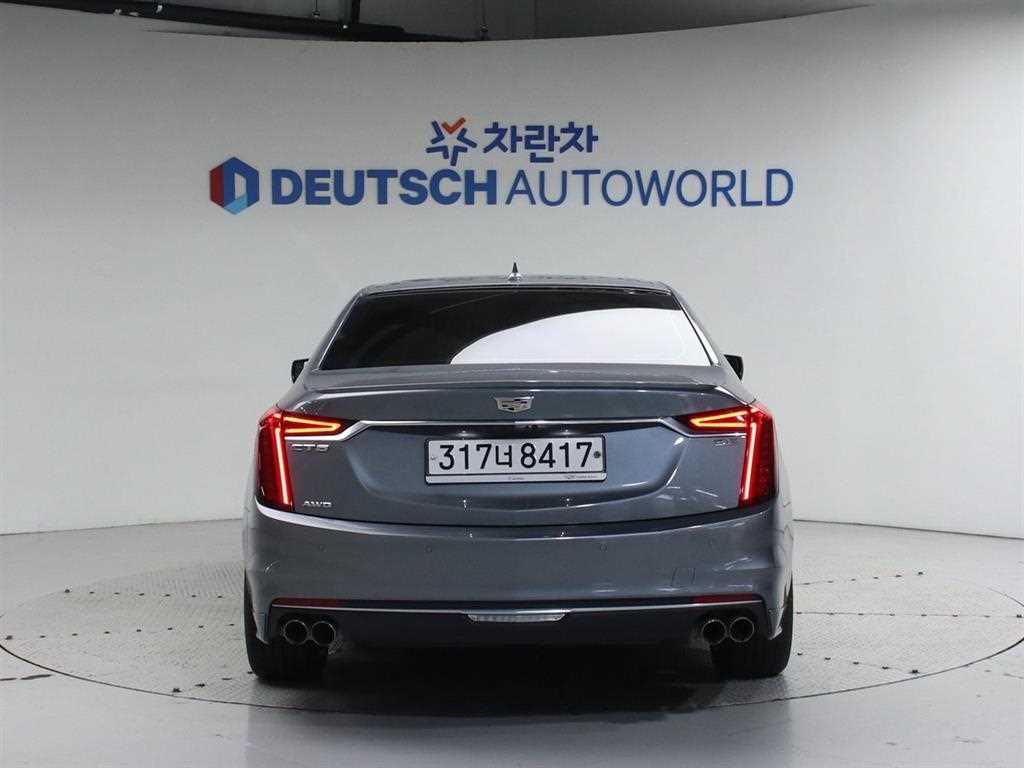 Cadillac CT6 - Vista 4