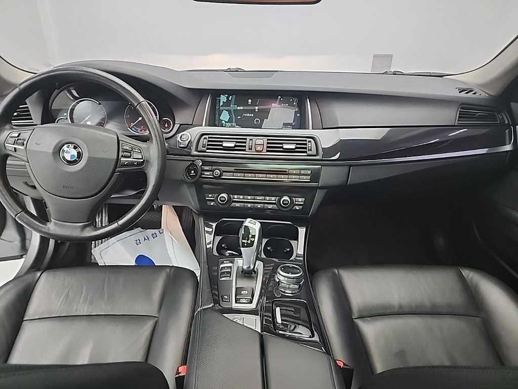 BMW 5 Series - Vista 7