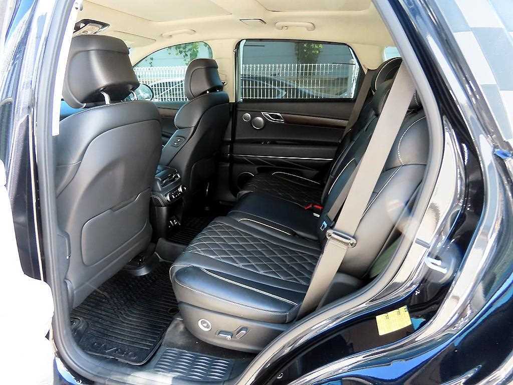 Genesis GV80 - Vista 6