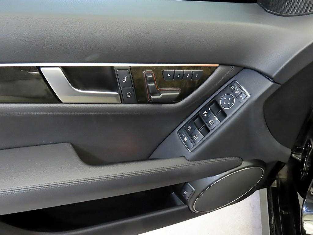 Mercedes Benz C Class 2012 - Importación desde Corea - HF Imports Iquique - Foto 16