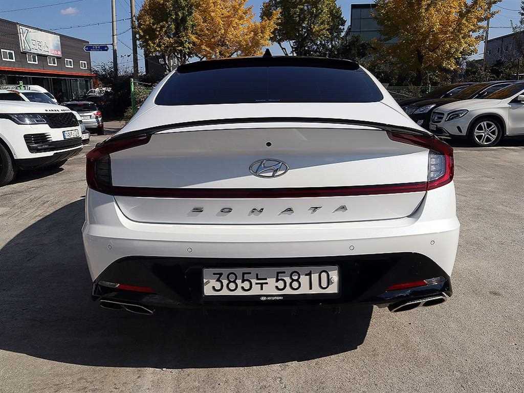 HYUNDAI Sonata - Vista 4