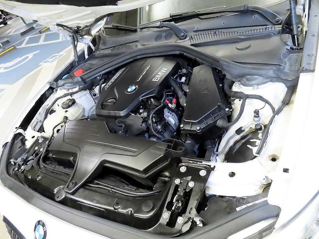 BMW 1 series 2017 Blanco - Importación desde Corea - HF Imports Iquique - Foto 18