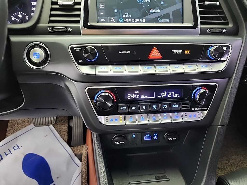 HYUNDAI Sonata - Vista 10