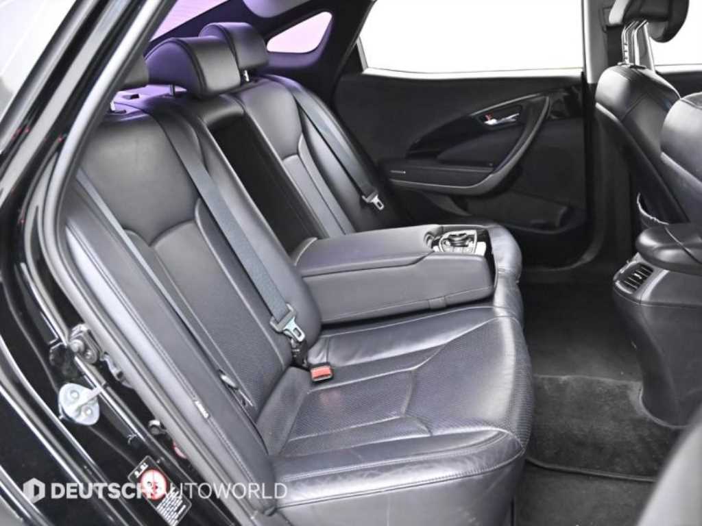 HYUNDAI Grandeur - Vista 12