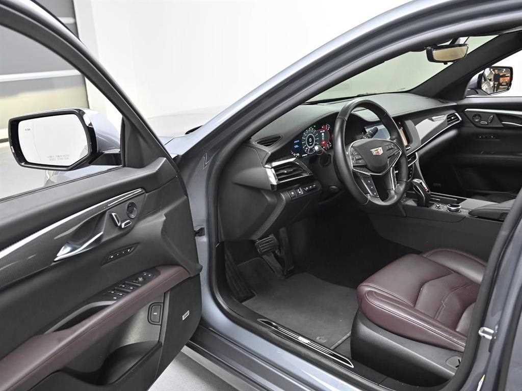 Cadillac CT6 - Vista 11