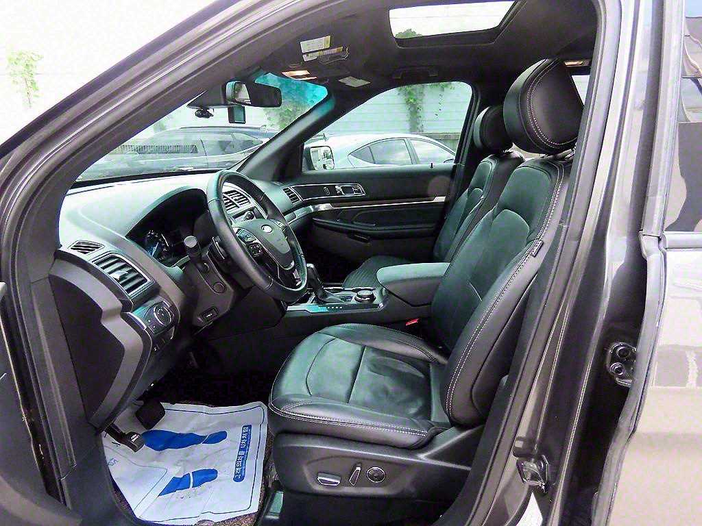 Ford Explorer - Vista 5