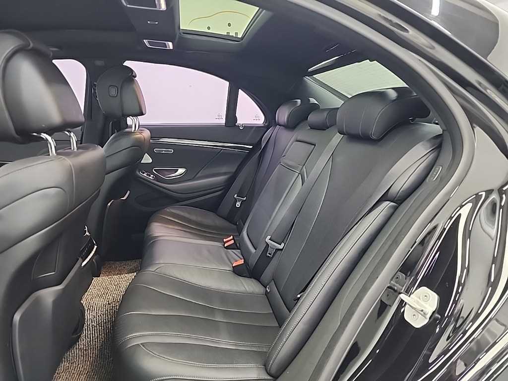 Mercedes Benz S Class - Vista 12