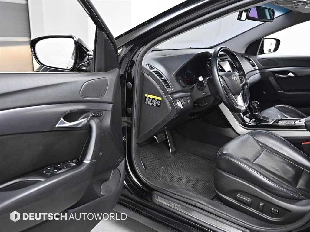 HYUNDAI i40 - Vista 10