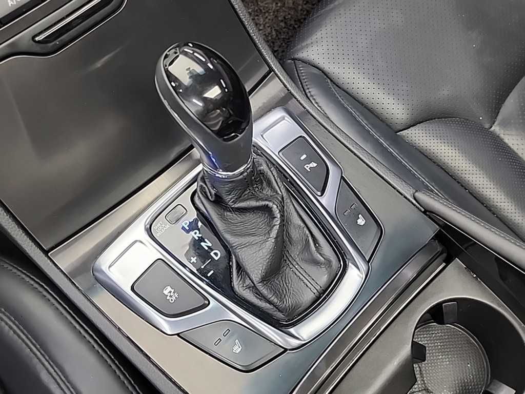 HYUNDAI Grandeur - Vista 8