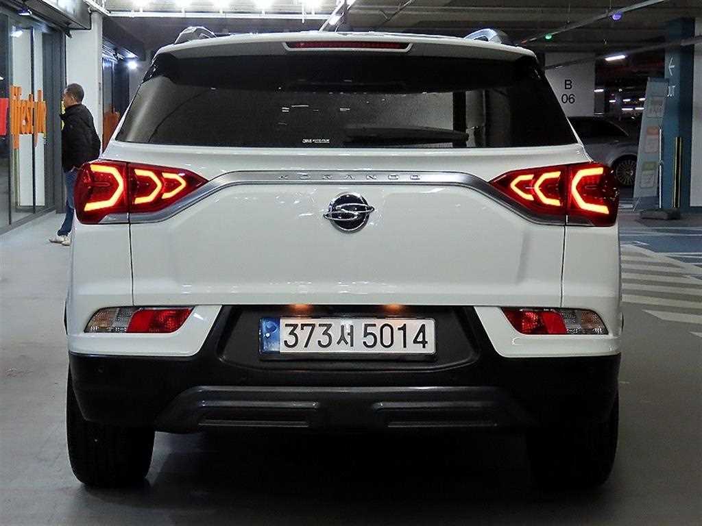 Ssangyong Korando - Vista 5