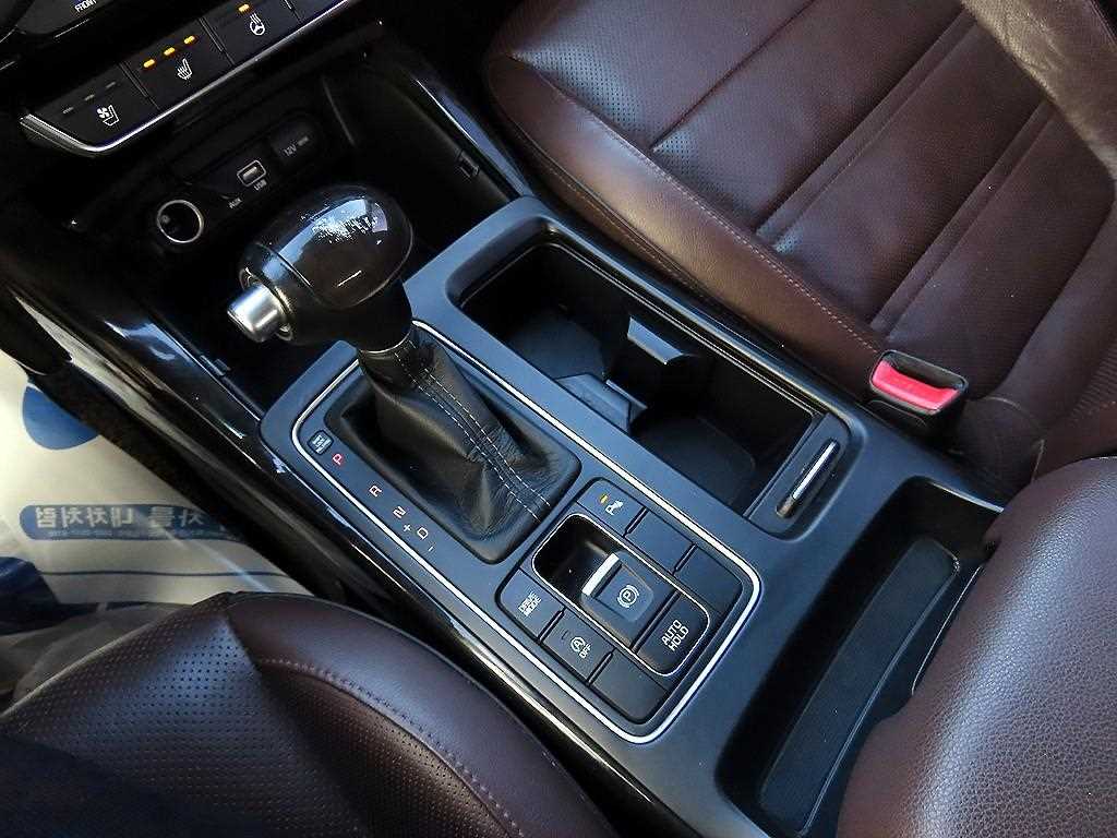 KIA Sorento - Vista 10