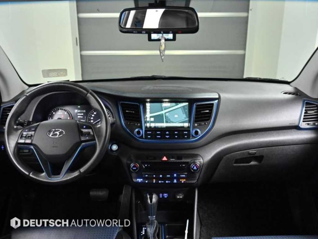 HYUNDAI Tucson - Vista 7