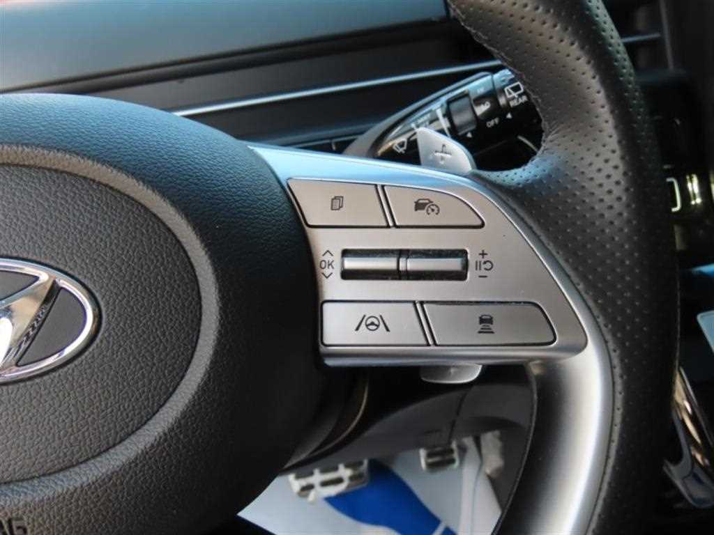 HYUNDAI Staria - Vista 11