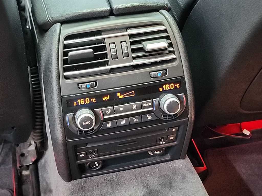 BMW 7 Series - Vista 11