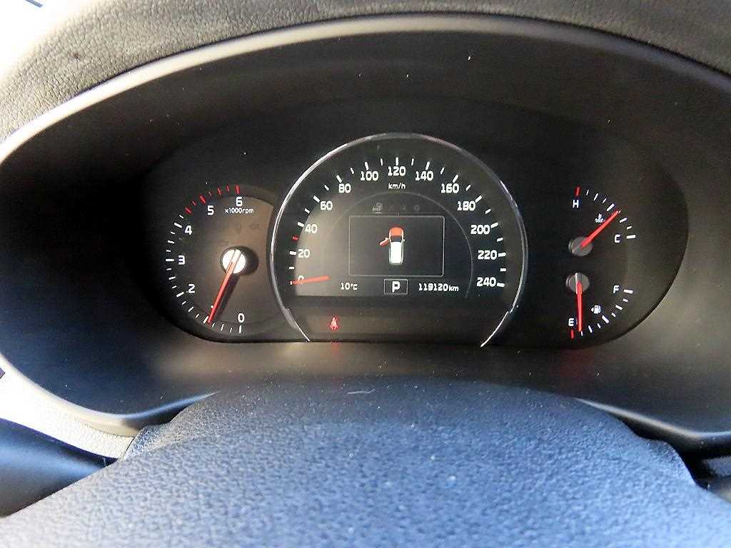 KIA Sorento - Vista 9