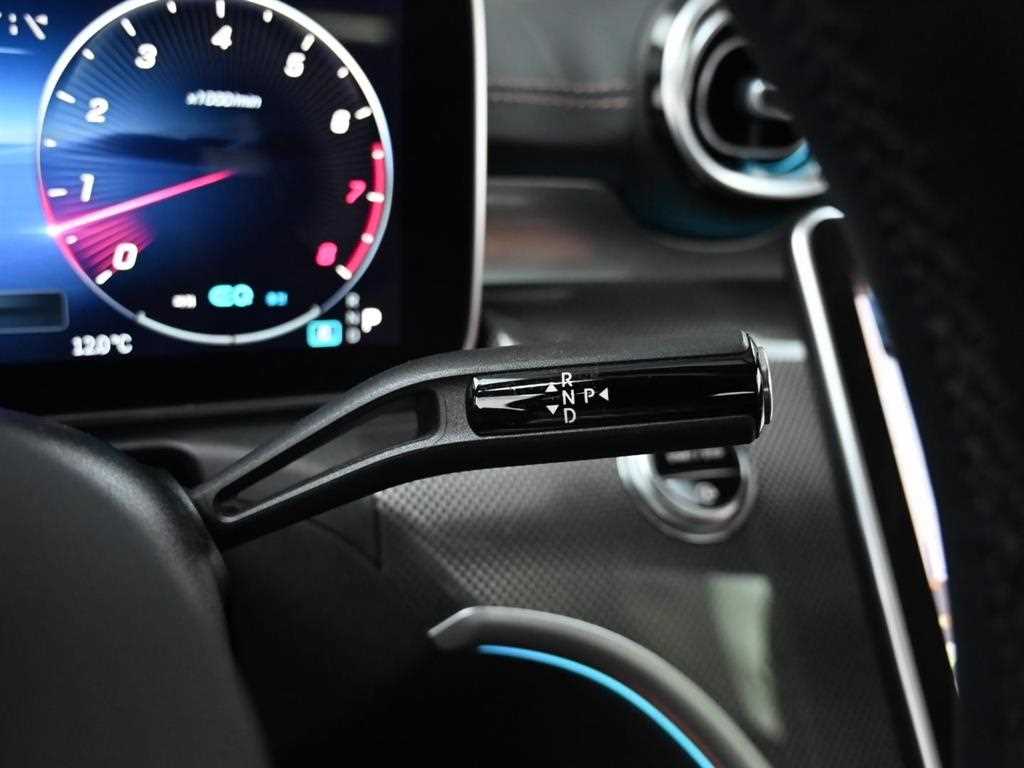 Mercedes Benz C Class - Vista 9