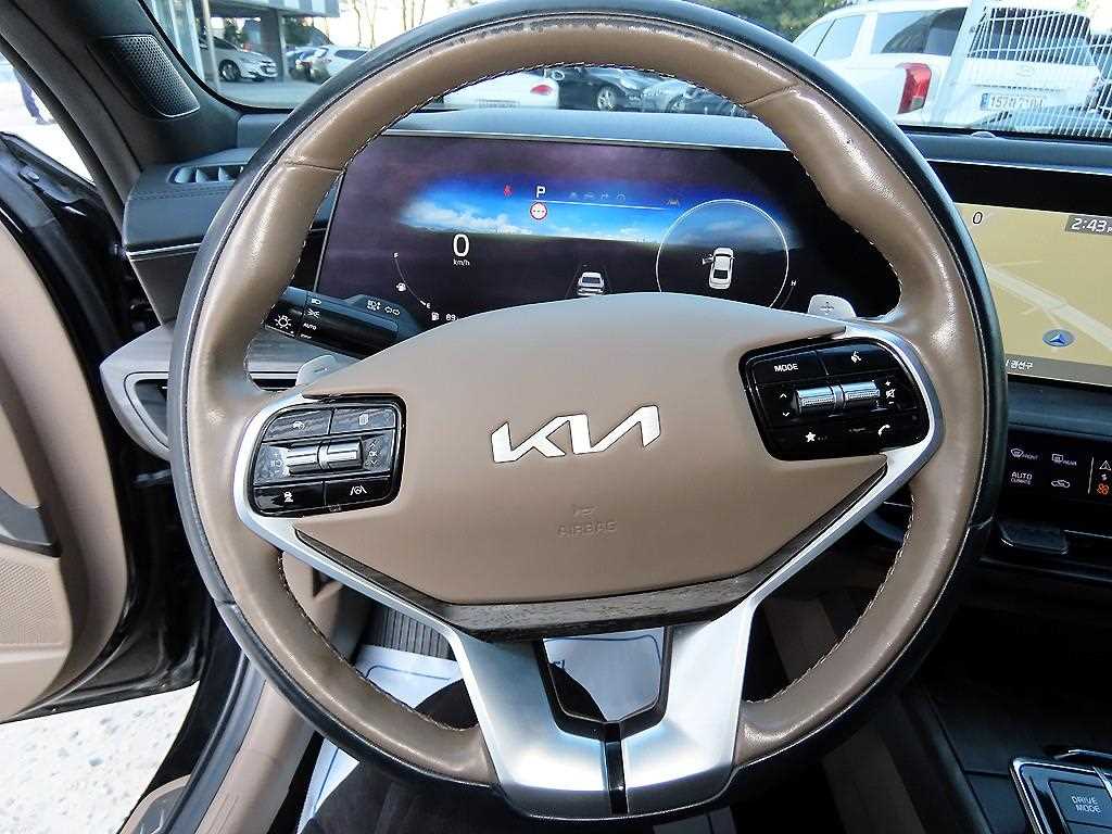 KIA K8 - Vista 8