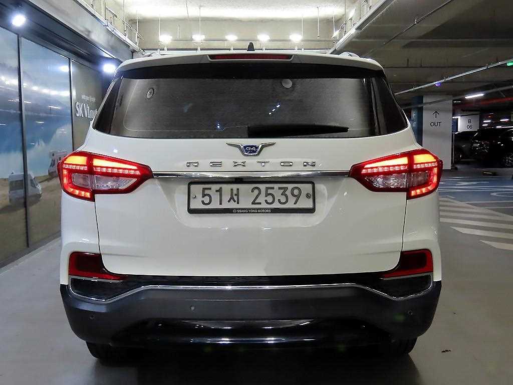 Ssangyong Rexton - Vista 5