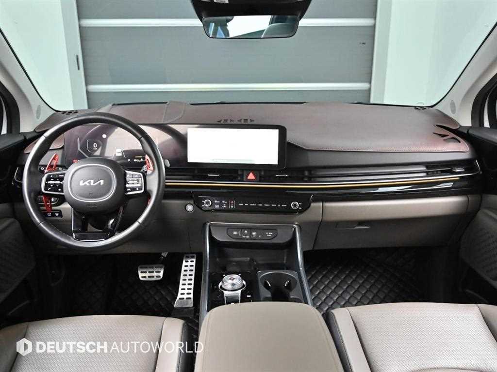 KIA Carnival - Vista 6