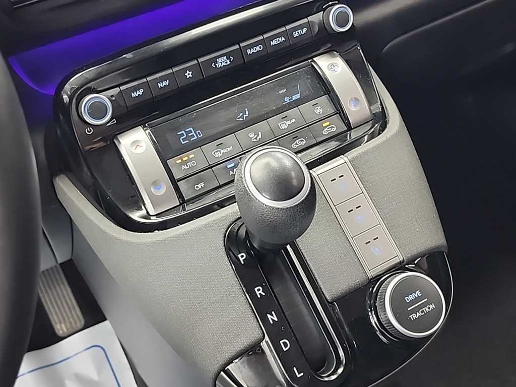 HYUNDAI Casper - Vista 8