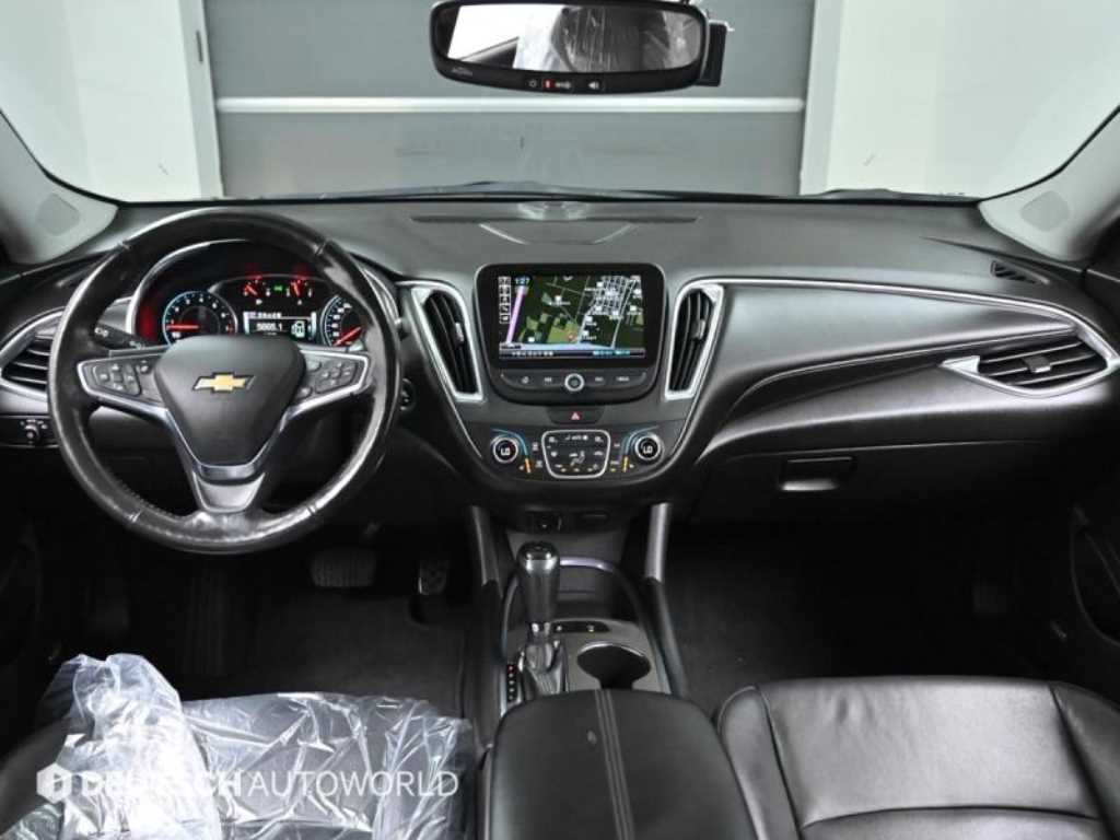 Chevrolet Malibu - Vista 7