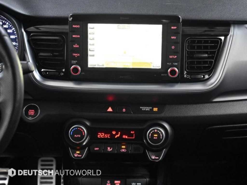 KIA Stonic 2018 Blanco - Importación desde Corea - HF Imports Iquique - Foto 14