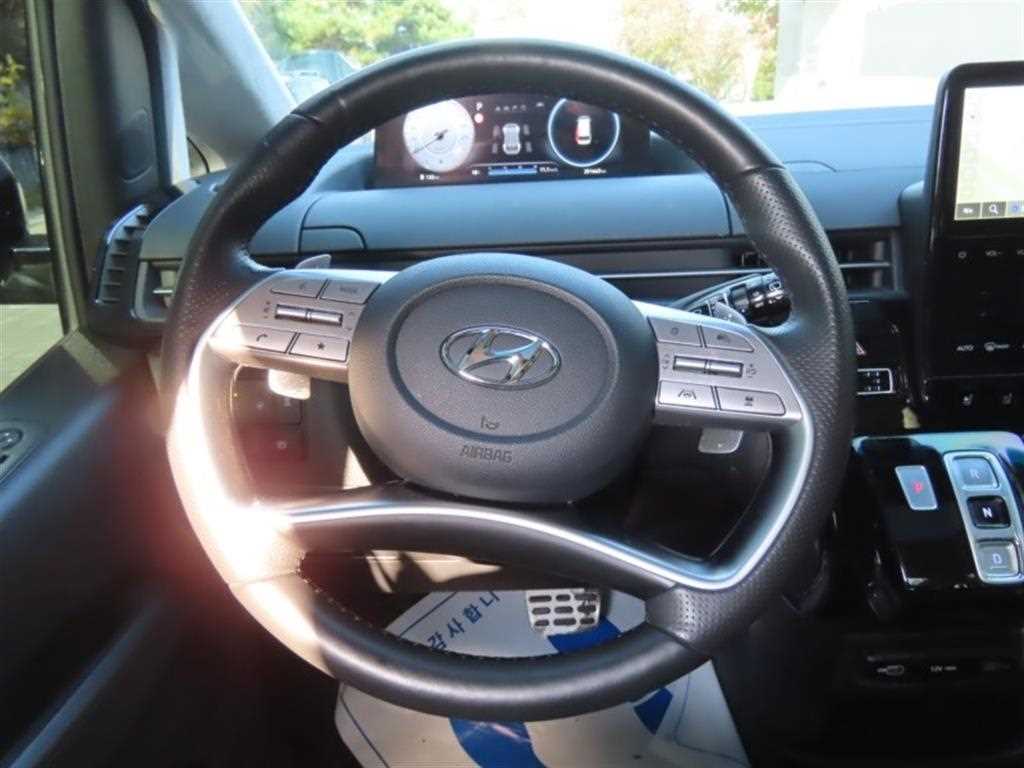 HYUNDAI Staria 2023 - Importación desde Corea - HF Imports Iquique - Foto 16