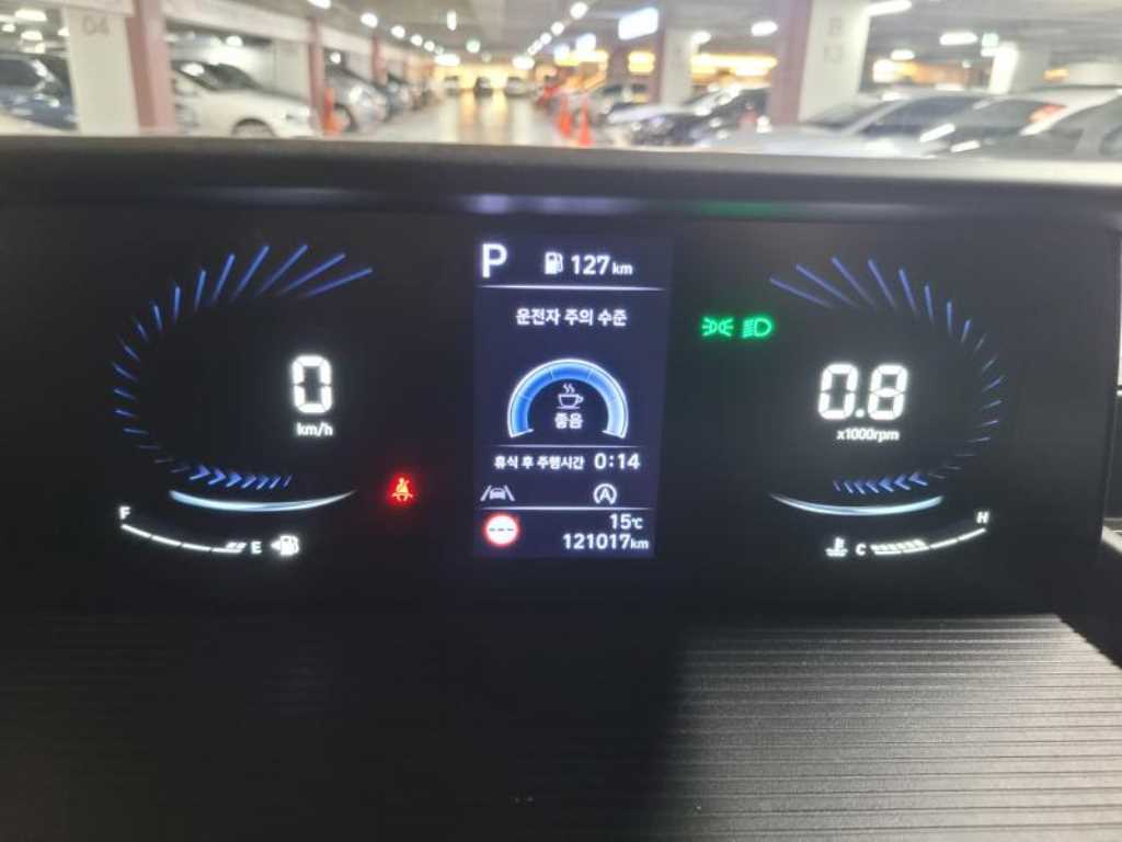 HYUNDAI Staria - Vista 6