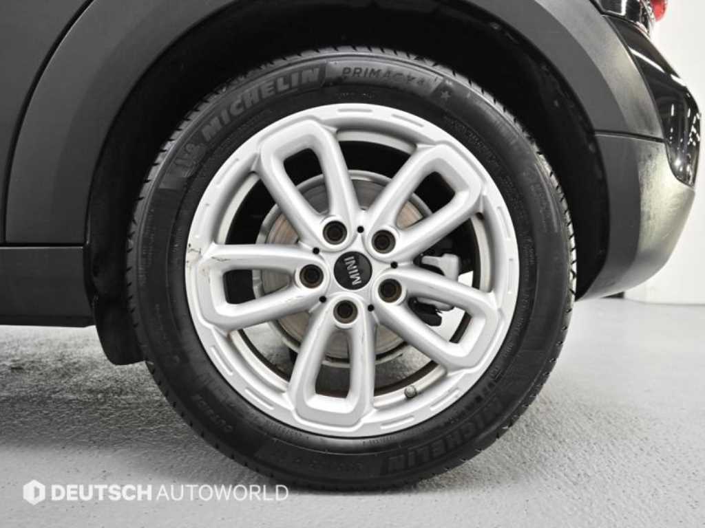 Mini Countryman - Vista 5