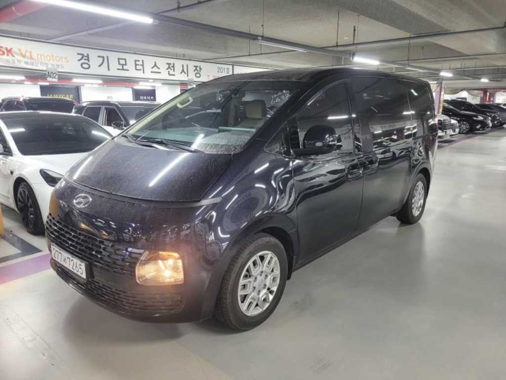 HYUNDAI Staria - Vista 2