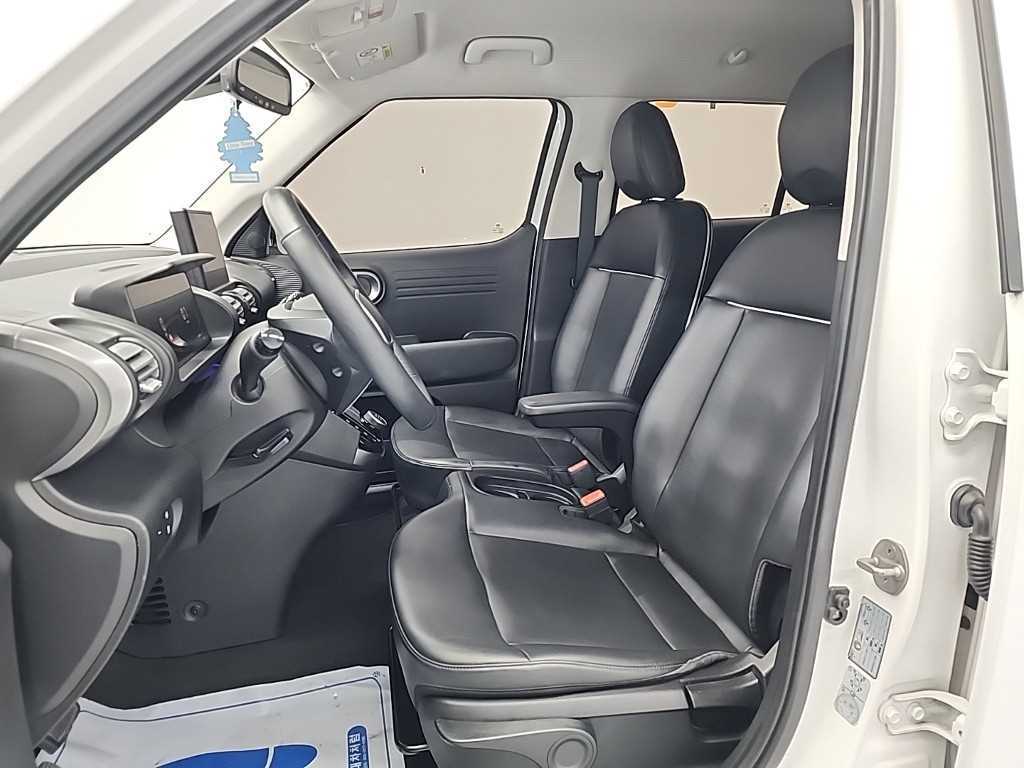 HYUNDAI Casper - Vista 11