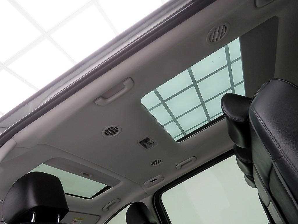 HYUNDAI Staria - Vista 10