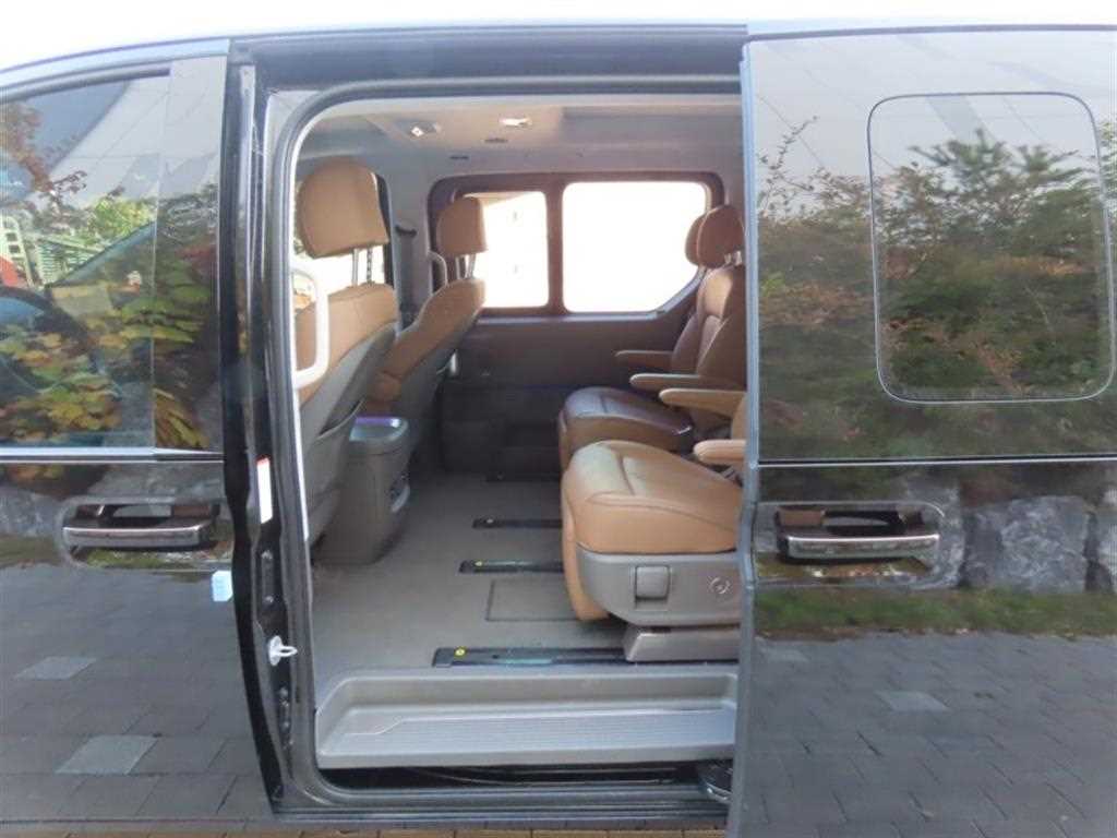 HYUNDAI Staria 2025 - Importación desde Corea - HF Imports Iquique - Foto 14