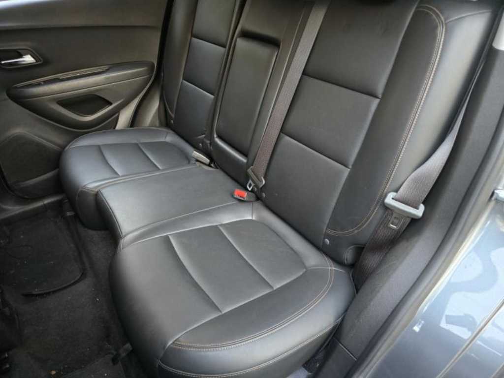 Chevrolet Trax 2019 Gris - Importación desde Corea - HF Imports Iquique - Foto 16