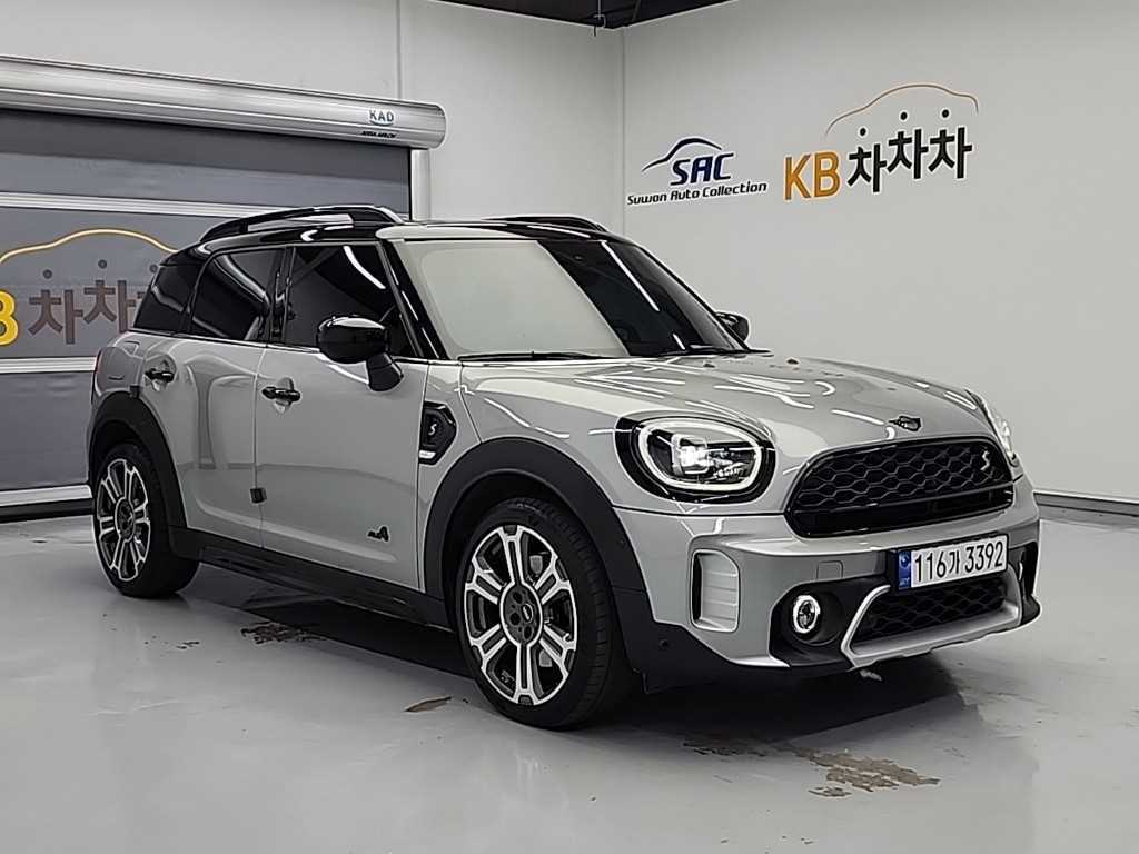 Mini Countryman - Vista 4
