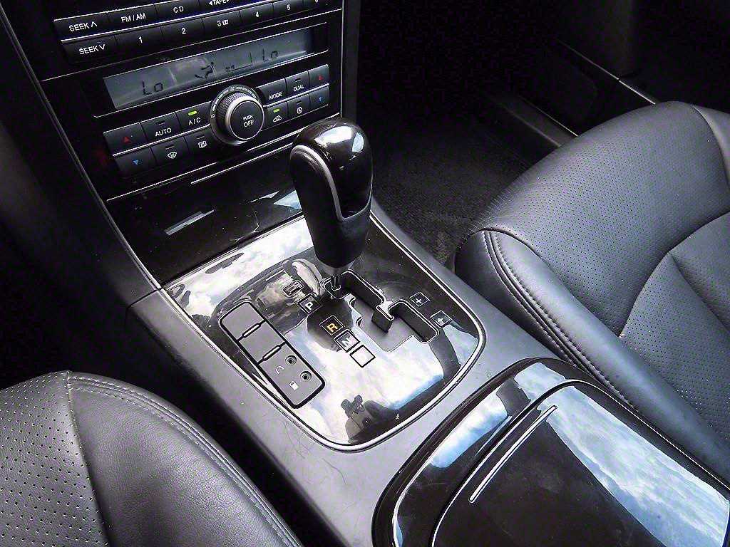 KIA Opirus - Vista 10
