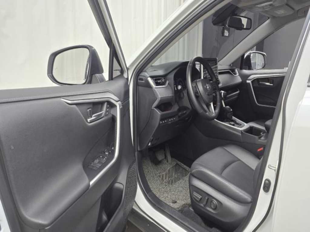 Toyota RAV4 - Vista 11