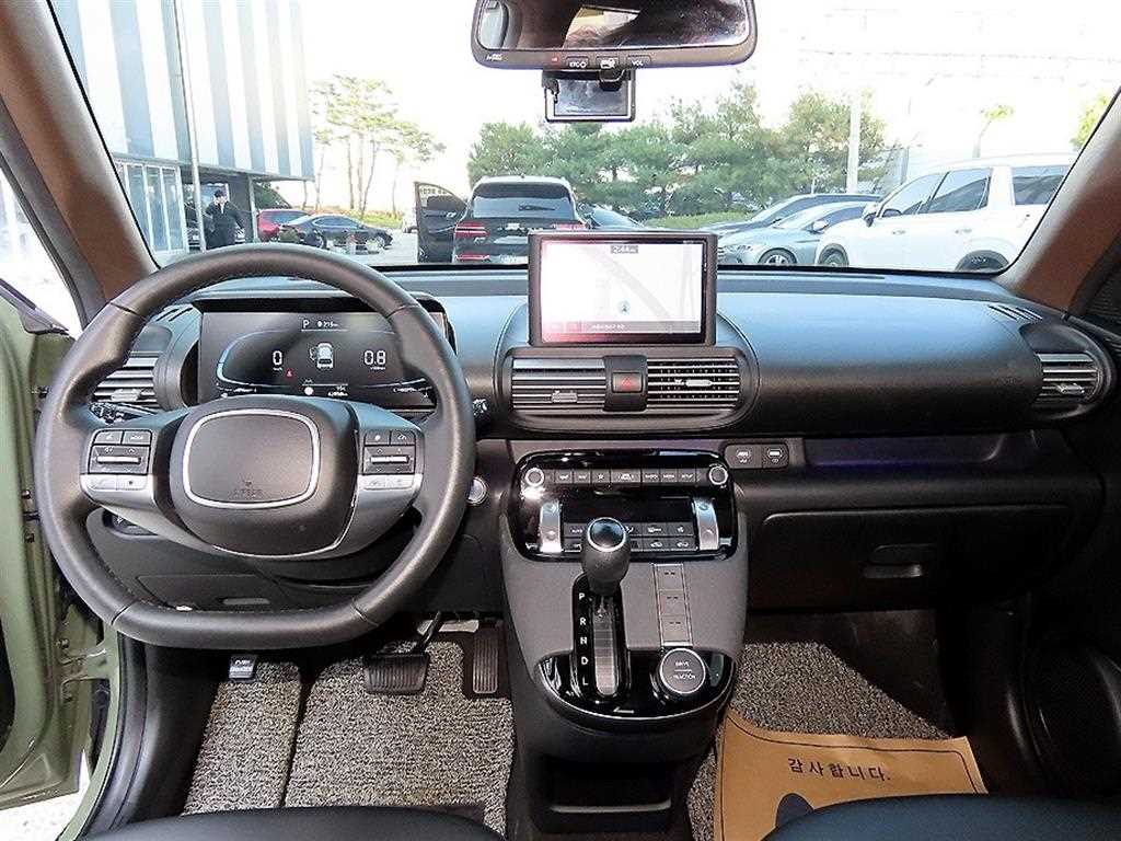 HYUNDAI Casper - Vista 7