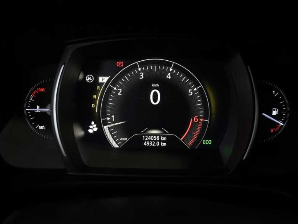 SAMSUNG QM6 - Vista 8