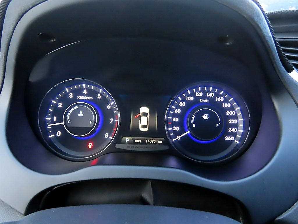 HYUNDAI Grandeur - Vista 9