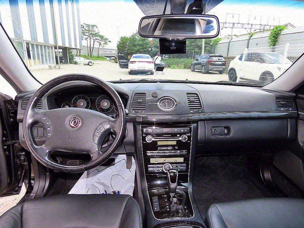 KIA Opirus - Vista 7