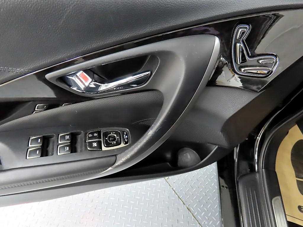 HYUNDAI Grandeur - Vista 11