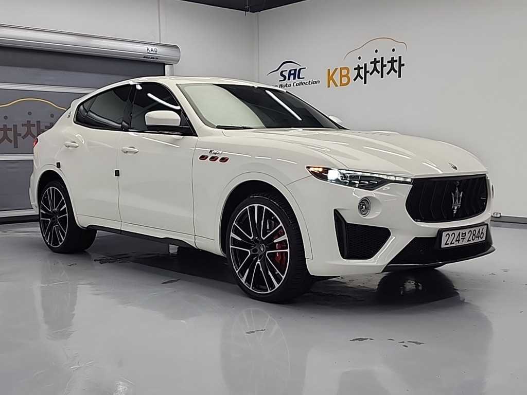 Maserati Levante - Vista 4