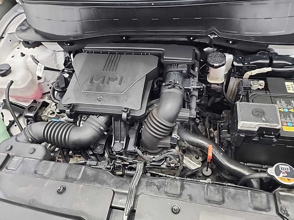 HYUNDAI Casper - Vista 5