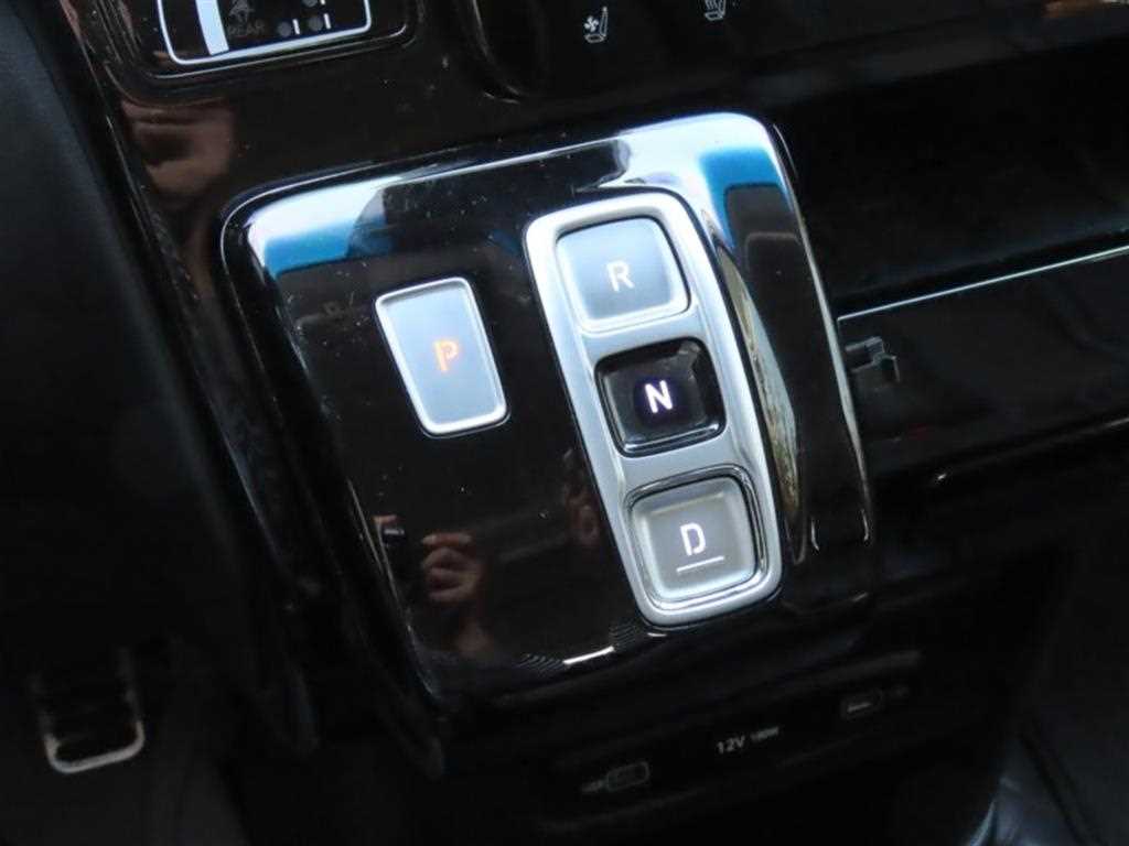 HYUNDAI Staria - Vista 6